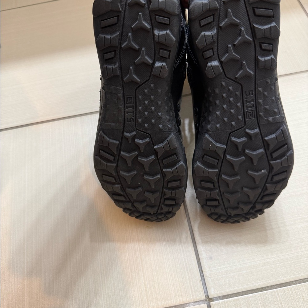 5.11® A/T™ 8" WATERPROOF SIDE ZIP BOOT🔥 read description🔥 - Picture 5 of 10